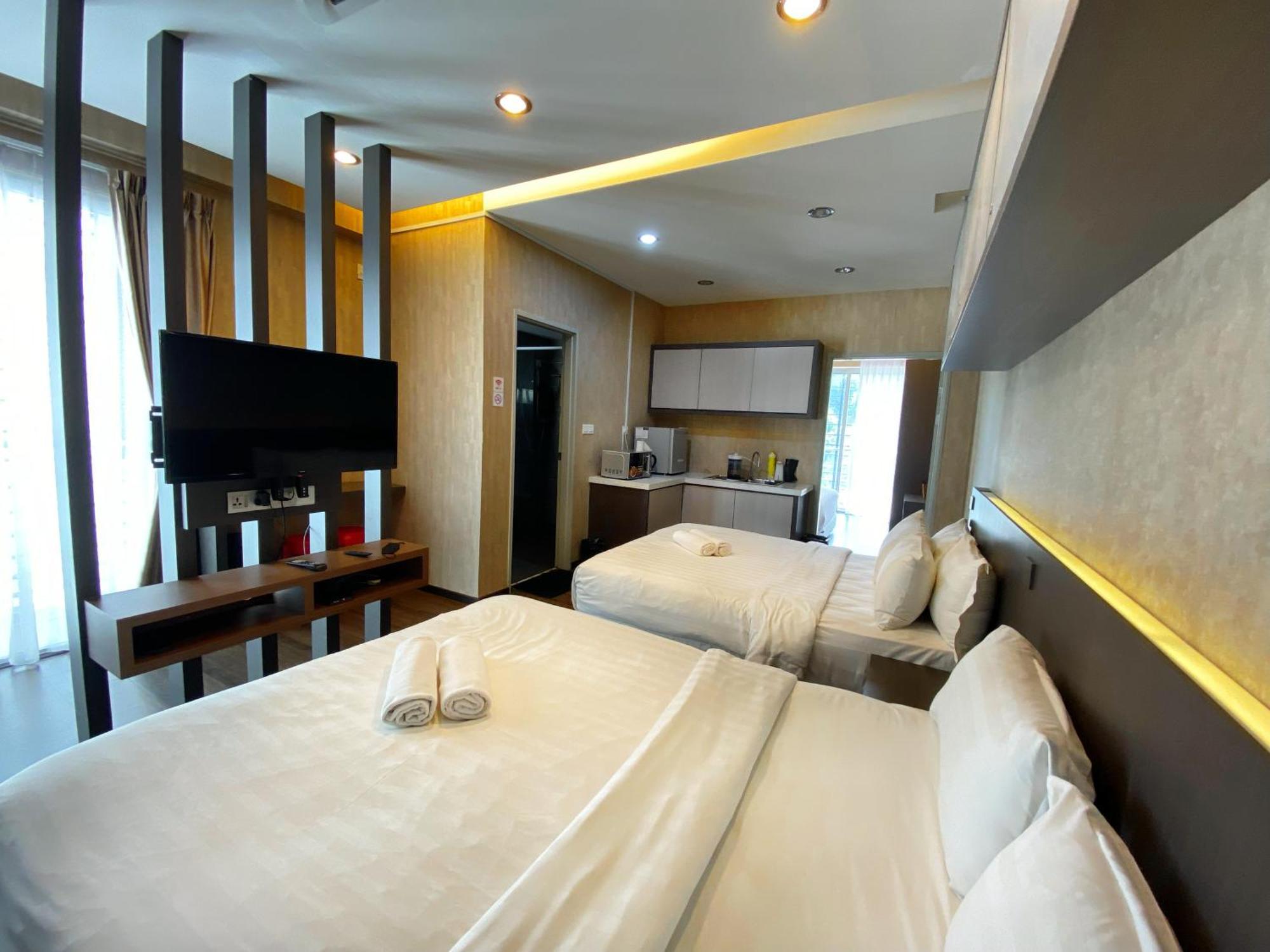 Aeropod Cactus Rail With Balcony - Apartment Kota Kinabalu
